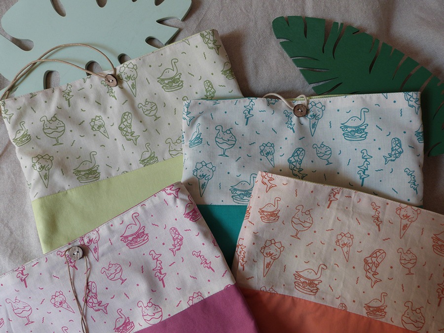 Pochettes DinoBouffe.