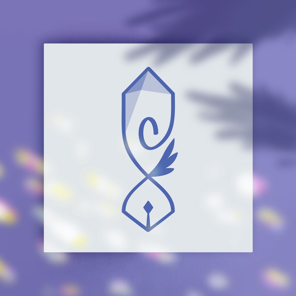 Logotype pour une autrice de fantasy, mÃªlant plume de stylo Ã  encre, cristal, feuille et lettre C.